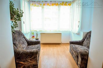 Apartament 2 camere de vanzare CALEA BUCURESTI - Brasov anunturi imobiliare Brasov