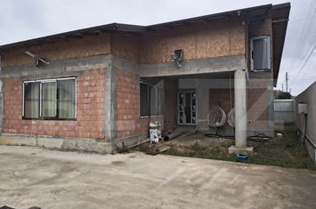 Casă - 7 camere de vanzare BARAITARU - Prahova anunturi imobiliare Prahova