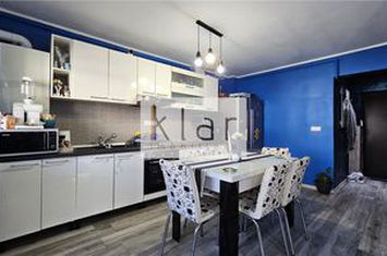 Apartament 3 camere de vanzare BACIU - Cluj anunturi imobiliare Cluj