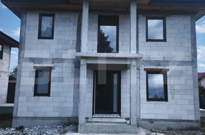 Vilă - 5 camere de vanzare RADAUTI - Suceava anunturi imobiliare Suceava