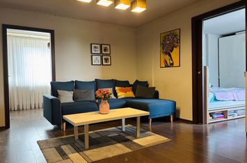 Apartament 4 camere de vanzare ROGERIUS - Bihor anunturi imobiliare Bihor