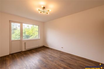 Apartament 3 camere de vanzare CENTRUL CIVIC - Brasov anunturi imobiliare Brasov
