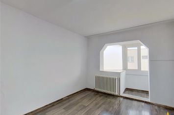 Apartament 3 camere de vanzare CENTRAL - Brasov anunturi imobiliare Brasov