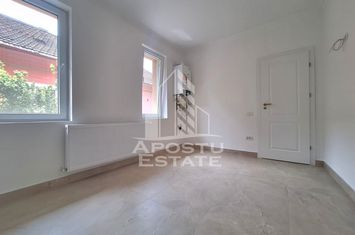 Apartament sau Spatiu comercial cu 2 camere, 47 mp utili, zona Intim anunturi imobiliare Arad