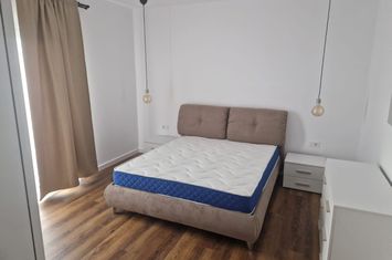Apartament 3 camere de inchiriat CRAIOVA - Dolj anunturi imobiliare Dolj