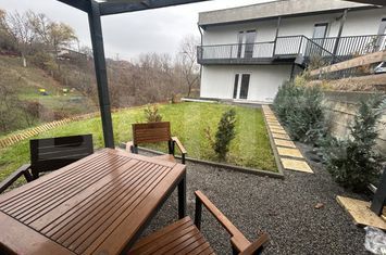 Vilă - 7 camere de vanzare ORADEA - Bihor anunturi imobiliare Bihor