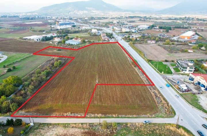 Teren agricol 21.204 mp, front 192 m — Choristi anunturi imobiliare Grecia