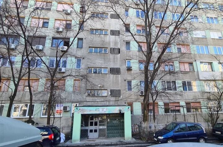 Apartament 4 camere de vanzare MILITARI - Bucuresti anunturi imobiliare Bucuresti