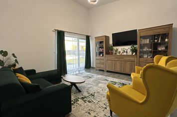Casă - 4 camere de vanzare SASAR - Maramures anunturi imobiliare Maramures