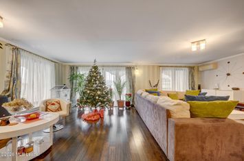 Casa Mogosoaia locuinta, scoala, after-school, gradinita, azil anunturi imobiliare Bucuresti