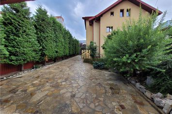 Vilă - 6 camere de inchiriat NORD-VEST - Suceava anunturi imobiliare Suceava
