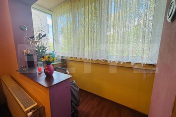 Apartament 4 camere de vanzare TRACTORU - Brasov anunturi imobiliare Brasov