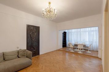 Inchiriere hochparter vila D+P+1+M Cotroceni metrou Parc Romniceanu anunturi imobiliare Bucuresti