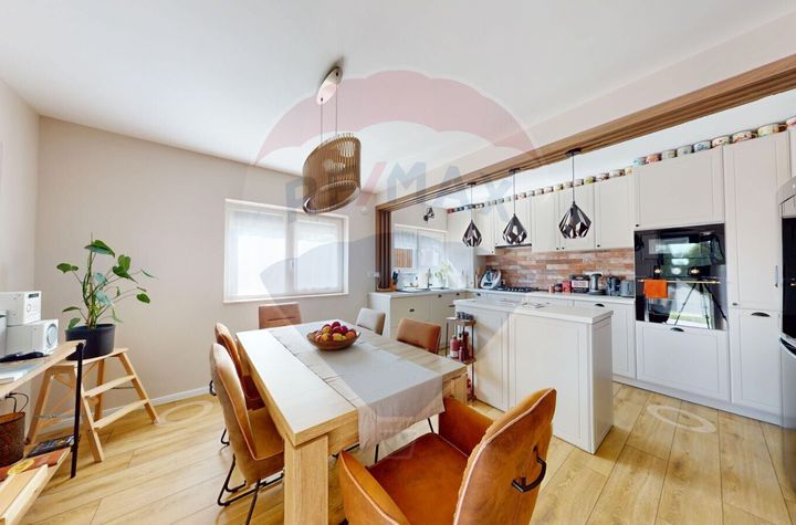 Casă  de vanzare anunturi imobiliare Sibiu