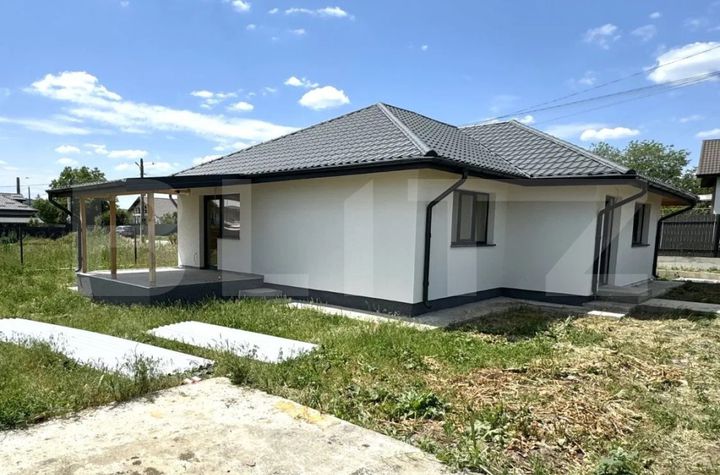 Casă - 4 camere de vanzare HOLBOCA - Iasi anunturi imobiliare Iasi