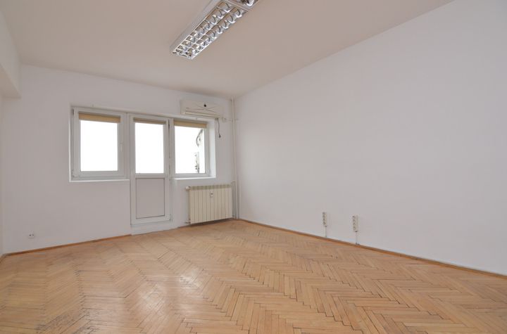 Apartament 4 camere de inchiriat UNIRII - Bucuresti anunturi imobiliare Bucuresti