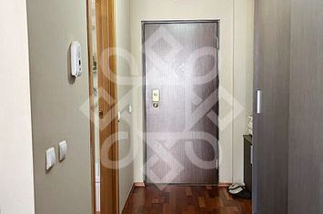 Apartament cu 2 camere de inchiriat in Luceafarul, Oradea anunturi imobiliare Bihor