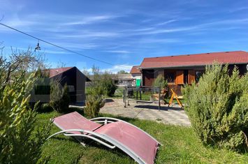 Vilă - 9 camere de vanzare CORUSU - Cluj anunturi imobiliare Cluj