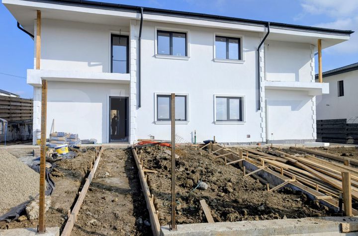 Vilă - 4 camere de vanzare MIROSLAVA - Iasi anunturi imobiliare Iasi