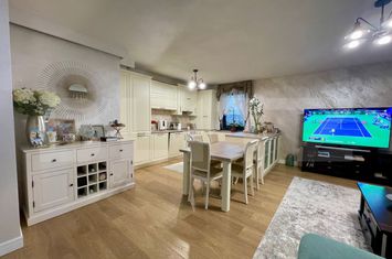 Apartament 2 camere de vanzare TARGU MURES - Mures anunturi imobiliare Mures