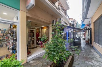 Spațiu comercial 46 mp în Eleftheroupoli (centru) anunturi imobiliare Grecia