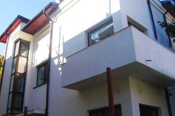 Vilă - 11 camere de vanzare UNIRII - Bucuresti anunturi imobiliare Bucuresti