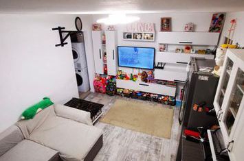 Apartament 3 camere de vanzare ROVINE - Dolj anunturi imobiliare Dolj