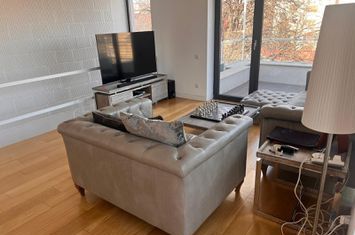 Inchiriere apartament 100mp imobil 2015 terasa curte Cotroceni anunturi imobiliare Bucuresti