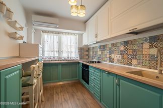 Apartament 3 camere de închiriat Bucuresti - P-ta Victoriei