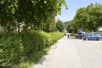 Stefanesti - Valea Mare Stadion, apartament 3 camere, etaj 1, 65 mp anunturi imobiliare Arges