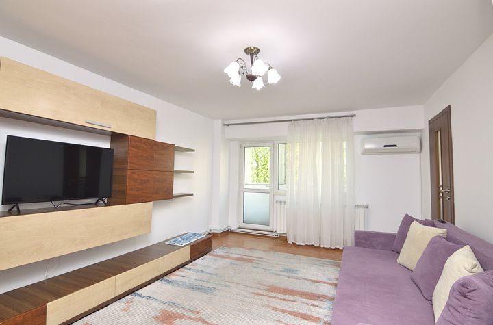 Garsonieră de inchiriat UNIRII - Bucuresti anunturi imobiliare Bucuresti
