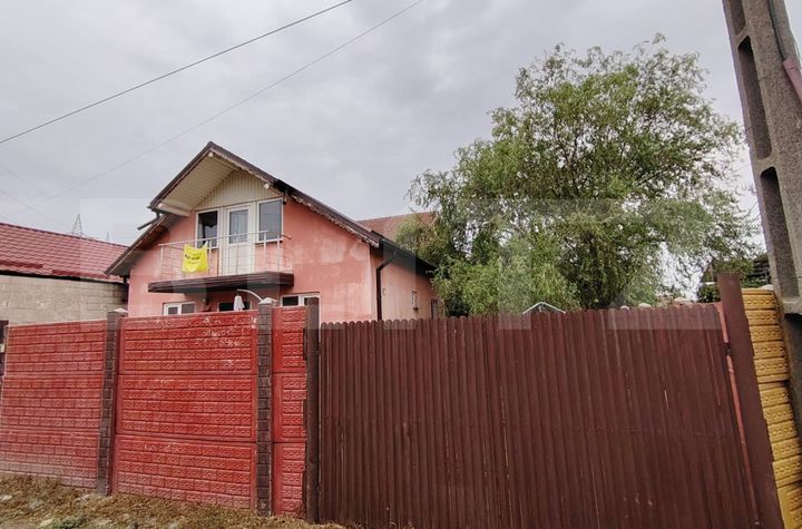 Casă - 4 camere de vanzare BARIERA VALCII - Dolj anunturi imobiliare Dolj