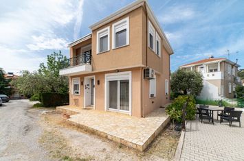 Casă tip duplex 115 mp în Prinos anunturi imobiliare Grecia