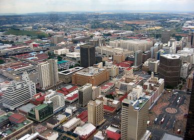Johannesburg, unul dintre cele mai atractive oraşe africane pentru investitorii imobiliari