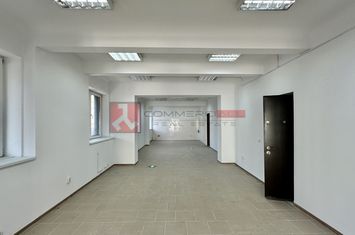 CLADIRE COMERCIALA | 884 MP | EXPUNERE STRADALA | VIZIBILITATE PREMIUM anunturi imobiliare Brasov