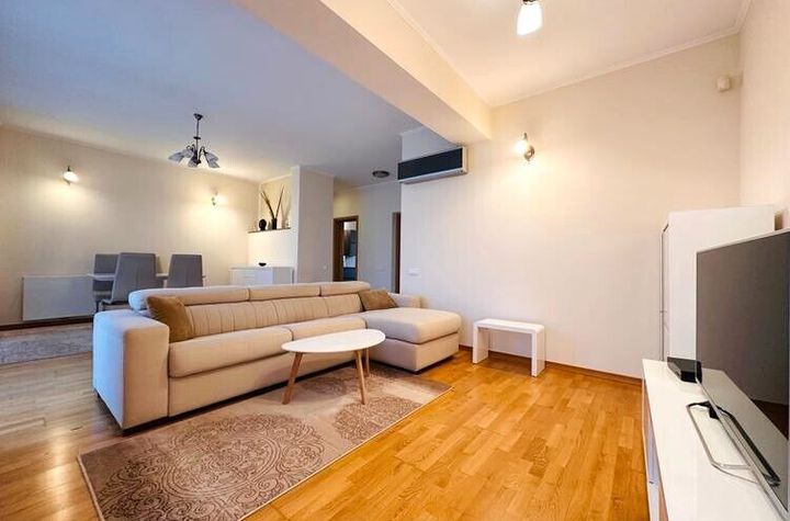 Luxury 3-room, Kiseleff park, Piata Victoriei subway anunturi imobiliare Bucuresti