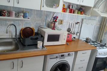 Apartament 2 camere de vanzare BACAU - Bacau anunturi imobiliare Bacau