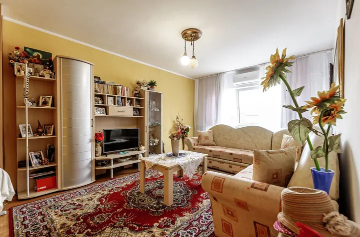 Apartament cu 3 camere decomandat in Alfa Comision 0 anunturi imobiliare Arad