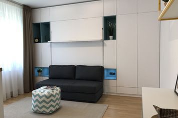 Apartament studio situat ultracentral, in zona Piata Romana - Polona anunturi imobiliare Bucuresti