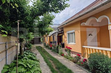 Casă - 4 camere de vanzare FALTICENI - Suceava anunturi imobiliare Suceava