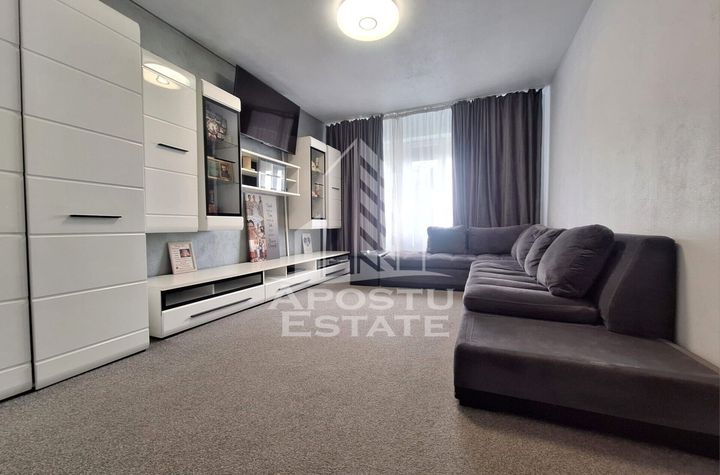 Apartament 3 camere, 66 mp utili, Functiponarilor anunturi imobiliare Arad