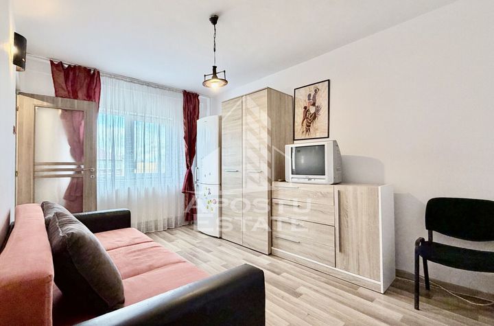 Garsoniera cu bucatarie inchisa gaz Calea Aradului anunturi imobiliare Timis