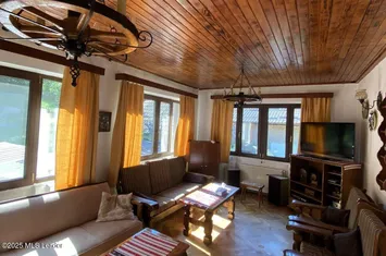 Bran - Casa pe strada Valea Portii, 223 mp, 4 dormitoare, teren 320 mp anunturi imobiliare Brasov