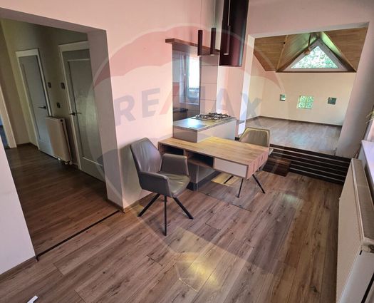 Casă 5 cam Trei Stejari, 150 mp