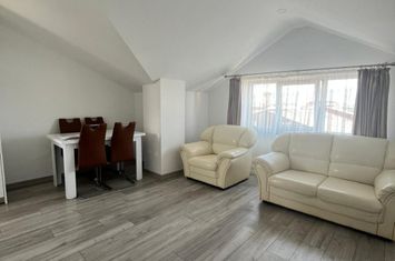 Apartament 3 camere de vanzare RADAUTI - Suceava anunturi imobiliare Suceava
