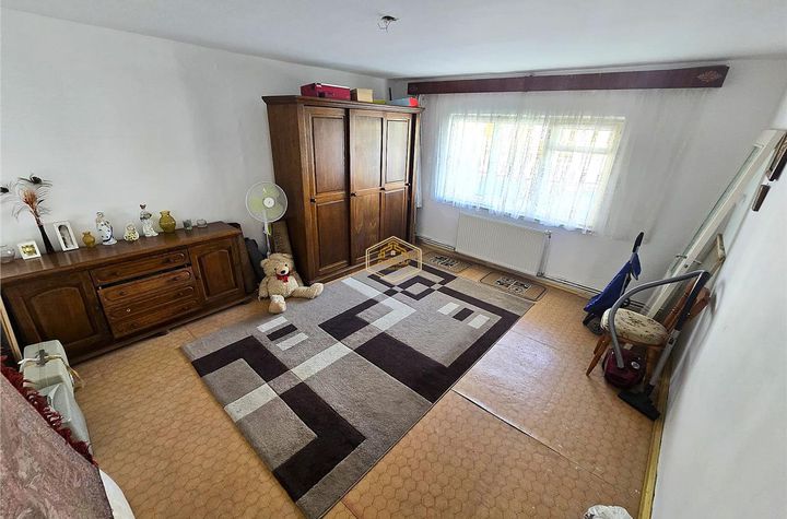 Apartament 3 camere de vanzare MICRO 16 - Satu Mare anunturi imobiliare Satu Mare