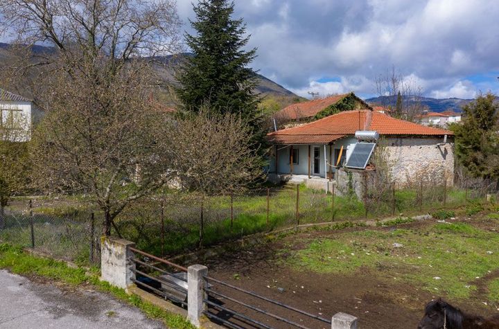 Casă parter 80 mp în Kechrokampos, teren 562 mp anunturi imobiliare Grecia