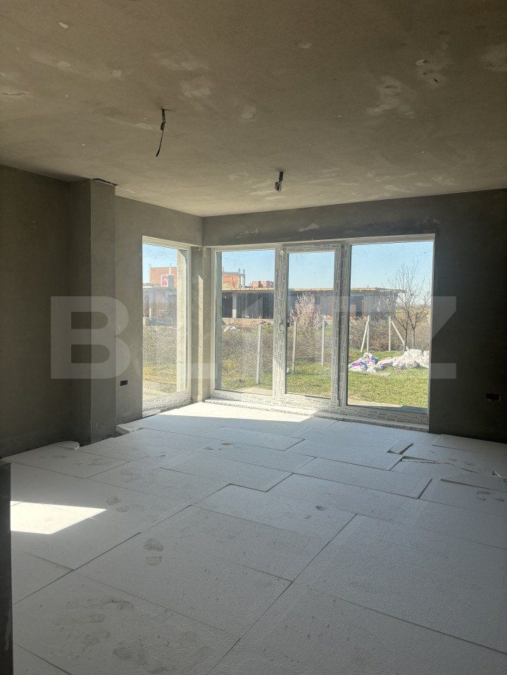 Casă - 8 camere de inchiriat DUMBRAVITA - Timis anunturi imobiliare Timis