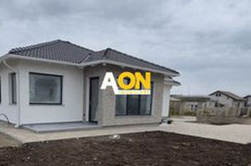 Casa 4 Camere, 130 mp, Teren 430 mp, Toate Utilitatile, Zona Micesti anunturi imobiliare Alba