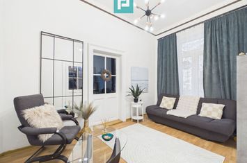 Apartament cu 2 camere | Ultracentral – Arad anunturi imobiliare Arad